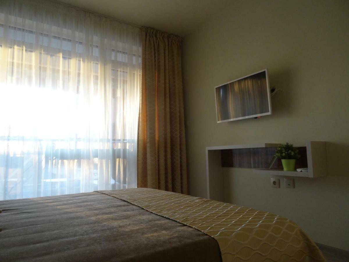 Апартамент 13 Hisarya Exterior photo